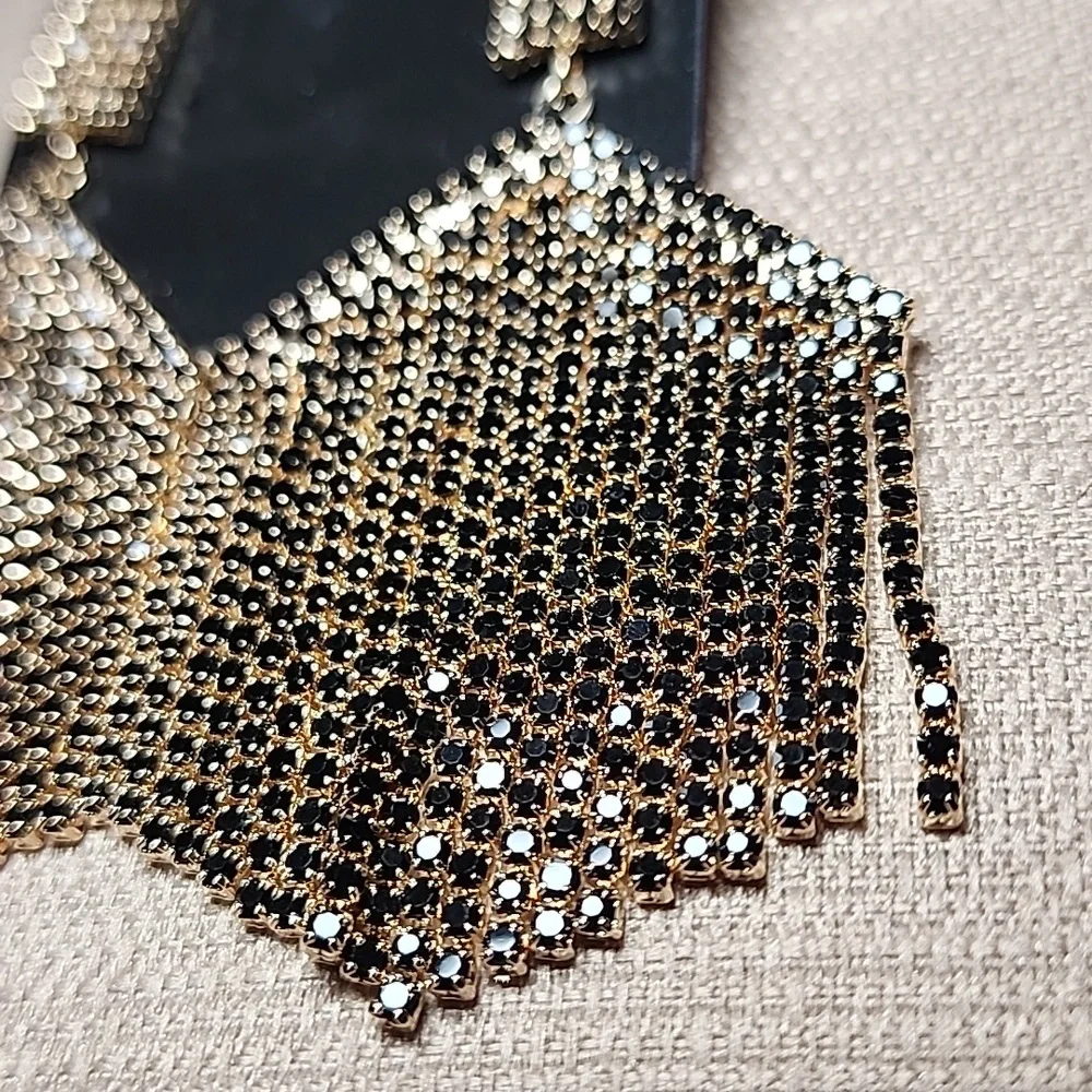 New Guess Chandelier Earrings, NWT - Picture 3 of 5